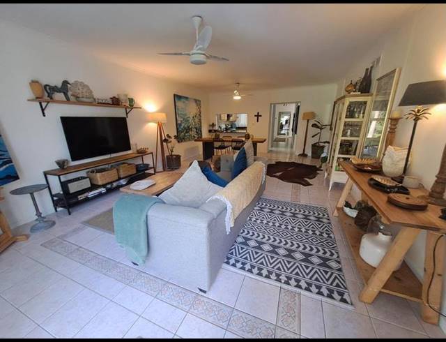 3 BEDROOM APARTMENT FOR SALE IN UMHLANGA RIDGE